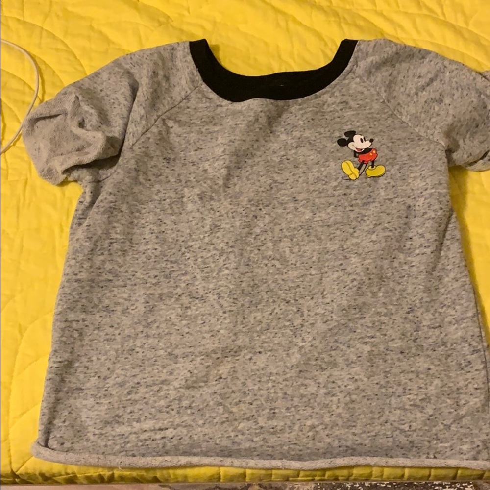 🎐Kohl’s mucky mouse shirt